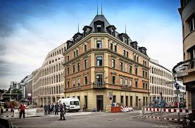 Kreissparkasse Esslingen Nurtingen Sparkasse Ist Funf Meter Vor Dem Zieleinlauf Landkreis Esslingen Stuttgarter Zeitung