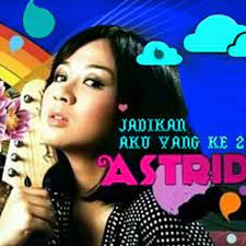 Kebanyakkan novel2 yg aku baca, hampir semua novel aku rating 5 bintang walaupun ada sesetgh buku tu terrrrrsgtlah menyakitkan. Jadikan Aku Yang Kedua Lyrics And Music By Astrid Sartiasari Arranged By Azisguitarxp