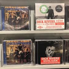 De ton visage à mon village y a cette rivière qui coule toute l'année entre tes yeux et les miens faire un pont pour de bon lui donner ton prénom le traverser pour t'embrasser faire un pont pour de bon. Un Effort De Mise En Place Dans Les Fnac Dick Rivers Page Officielle Facebook
