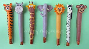 Jungle Animal Pretzel Pops Fun And Tasty Treats Animal Themed Food Jungle Animals Chocolate Pretzels