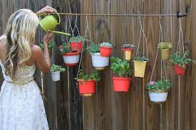 We did not find results for: Transformed Gardening Hang Ups Plantas Penduradas Jardins Pequenos Cheap Diy Home Decor