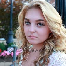 Leanna Marie's Instagram, Twitter & Facebook