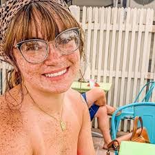 Shelby Roy's Instagram, Twitter & Facebook