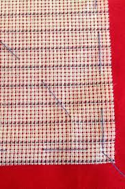 Once you understand how to use waste canvas, you realize the name of the product pretty much describes its purpose and it will quickly become an essential product for anyone … Cross Stitch Tutorial Waste Canvas Studio Koekoek
