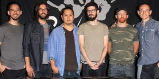 chester bennington: crawling in my skin. Linkin Park Siap Rilis Album Baru One More Light Live Kapanlagi Com