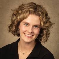 4200+ perfiles de «Annalee»