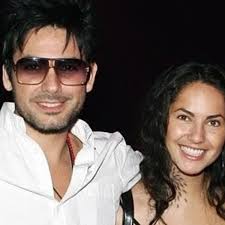 Beto Cuevas festeja su cumpleaños 43 con nueva relación sentimental