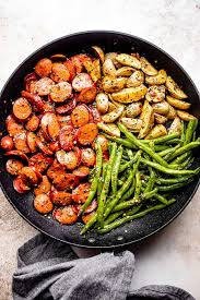 Cover the pot and bring the water to. Smoked Sausage With Potatoes And Green Beans One Pot Meal