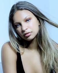 Profile for Chloer.model