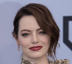 Emma stone and her husband dave mccary are officially parents! Emma Stone Steigt Aus Damien Chazelles Babylon Aus