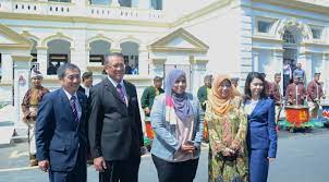 The city is set amid a stunning backdrop of lush jungles and verdant landscapes that exude a breathtaking. Establishment Of Kuala Lumpur Tourism Bureau Gaya Travel Magazine