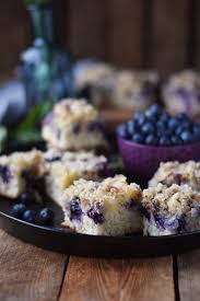 Diese gibst du dann nach der ersten backzeit auf deinen. Buttermilch Blaubeer Kuchen Familienrezept Buttermilk Blueberry Sheet Cake