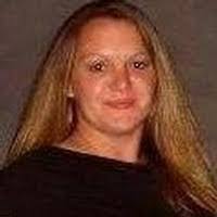 Lindsey Woodbury's Instagram, Twitter & Facebook