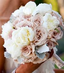 Look no further for wedding décor inspiration and ideas. 12 Stunning Wedding Bouquets 26th Edition Belle The Magazine Flower Bouquet Wedding Wedding Flowers Wedding Bouquets