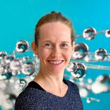 Das YOGA-MA-Team in Stuttgart. Lerne unsere Yoga-Lehrer kennen!