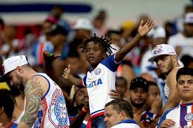 Instagram oficial do esporte clube bahia, 1º campeão do brasil, bi nacional e dono da melhor torcida do país. Bahia Says No To Racism Brazilian Club Stands Up For Democracy By Glauber Morais Midiapunta Medium