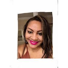 Michelle Cureton's Instagram, Twitter & Facebook