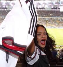 See more of mesut özil on facebook. Mesut Ozil On Twitter Thank U Rihanna Http T Co Yzhvdwblsv