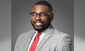 Michael Winningham's Instagram, Twitter & Facebook