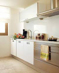 Entra y descubre todos los productos que tenemos para cocina, baño, armarios y sus complementos, puertas, tarimas y mucho más. Pin En Decoracion