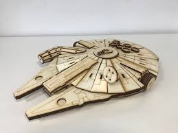 Manuals and user guides for de agostini millennium falcon 3 series. Cwwh Onlineshop Star Wars Millennium Falcon As 3d Large Model