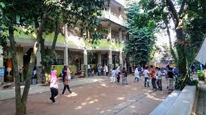 Serangga kecil ini banyak berkeliaran di rumah. Sd Semut Semut The Natural School Semut Semut