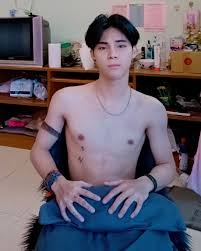 BoyFriendTV.com reveals Saksit Chinsalut - DargonTitan's most compelling work