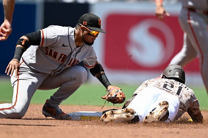 Phillies beef up lineup with 3-time NL batting champion Luis Arraez from San  Francisco | KLAS