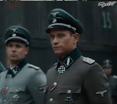 худ фильм про танк т 34 смотреть онлайн бесплатно Pin Ot Polzovatelya Pel Kora Na Doske Klaus Yager Knizhnye Memy Akter Filmy