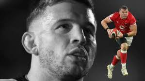 Nigel Ashley's Instagram, Twitter & Facebook