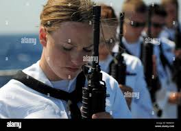 George h w carrier strike group hi-res stock photography and images