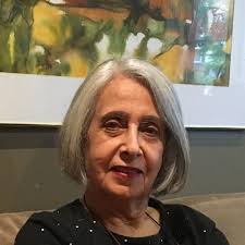 Caponata di melanzane siciliana Ingredienti per 4 persone 600 gr di  melanzane 200 g di pomodorini datterini o ciliegini 120 g di cipolla 120 g  di sedano 5-6 cucchiai di passata di