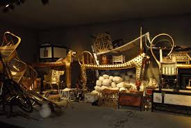 From the tomb of king tutankhamen. The Treasures Inside King Tut S Tomb This Is What Sutori