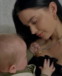 Celebrating sweet moments and the ones who mean the most. Pendant Bar as  worn by @edna.swart