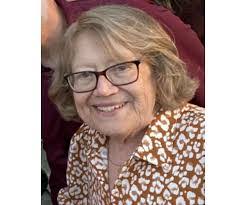 Emily Gallo's Instagram, Twitter & Facebook