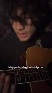 Gibson Ardoline Prom