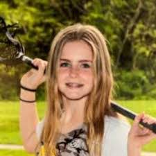 Leah Randall's Instagram, Twitter & Facebook