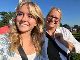 Catching up with dear old friends, Mike Love and Jeff Foskett of The Beach  Boys. We had a chance to visit before our show in Houston. Good times. 💙🎶
