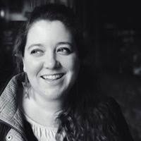 Laura Swisher's Instagram, Twitter & Facebook