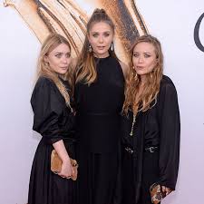In 2019, olsen and arnett were reported to be engaged together after dating for three years. Elizabeth Olsen Describes Insanity Of Growing Up With Twins Mary Kate And Ashley Mirror Online