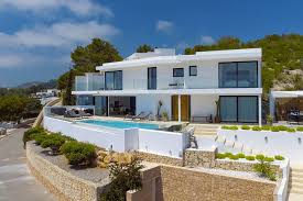 Ibiza villas, houses, fincas, apartments & accommodations by ibiza haus® to rent in 2021/2022. Moderne Mietvilla Mit 4 Schlafzimmern Herrlichem Meerblick