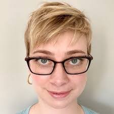 Rebecca Klaus's Instagram, Twitter & Facebook