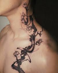 On his right arm, behind the vita dolce tattoo, is a tattoo of a legged heart. 18 Idols With Impressive Tattoos Sbs Popasia