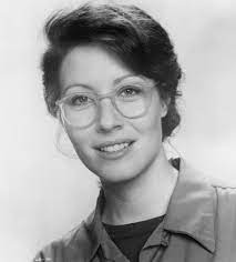 Former nfl wide receiver for the chicago bears your citation. Linda Kozlowski Imdb