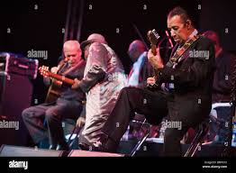 Manuel galban guitarist buena vista hi-res stock photography and images