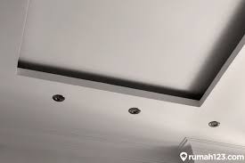 Dalam perkembangannya plafon digunakan pula sebagai penghias rumah agar nampak indah. 5 Bahan Plafon Rumah Anti Air Terbaik Tak Ada Lagi Istilah Atap Bocor Rumah123 Com