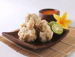 Adapun cara membuat siomay ikan ini yang terpenting adalah sediakanlah bahan bahan atau bumbu yang masih segar, khususnya ikan.disini kita di tuntut untuk lebih teliti dalam memilih bahan dasar siomay ini, karena akan sangat berpengaruh dalam rasa maupun pembuatanya. Siomay Ikan Super Indo Lebih Segar Lebih Hemat Lebih Dekat