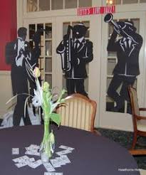 How to throw a great gatsby themed party by louisiana blogger, jenn of haute off the rack, great gastby party decorations, 1920s costumes, flapper costumes. 1tvwul6mjc5ccm
