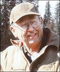 Robert Sevy's Instagram, Twitter & Facebook