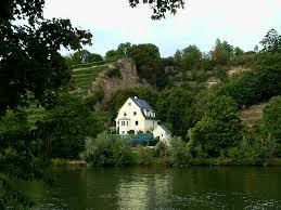 This is the story of four german women during the second world war. Das Haus Am Fluss Foto Bild Deutschland Europe Baden Wurttemberg Bilder Auf Fotocommunity